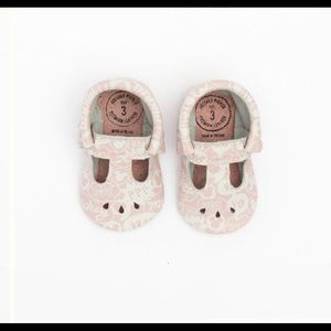 Freshly Picked Mickey Love Mary Jane. Never worn. Size 3.